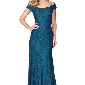NWT La Femme 24928 Off-Shoulder Lace Evening Dress Size 4